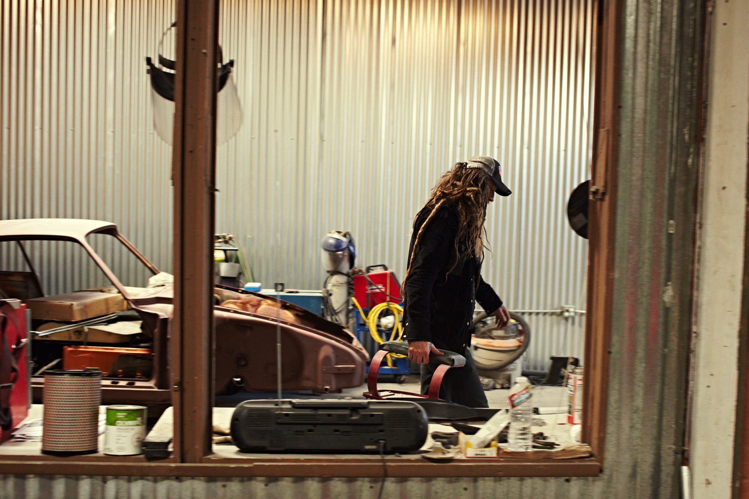 CARLOS-FERNANDEZ-LASER-MAGNUS-WALKER-LOS-ANGELES-MG_5043
