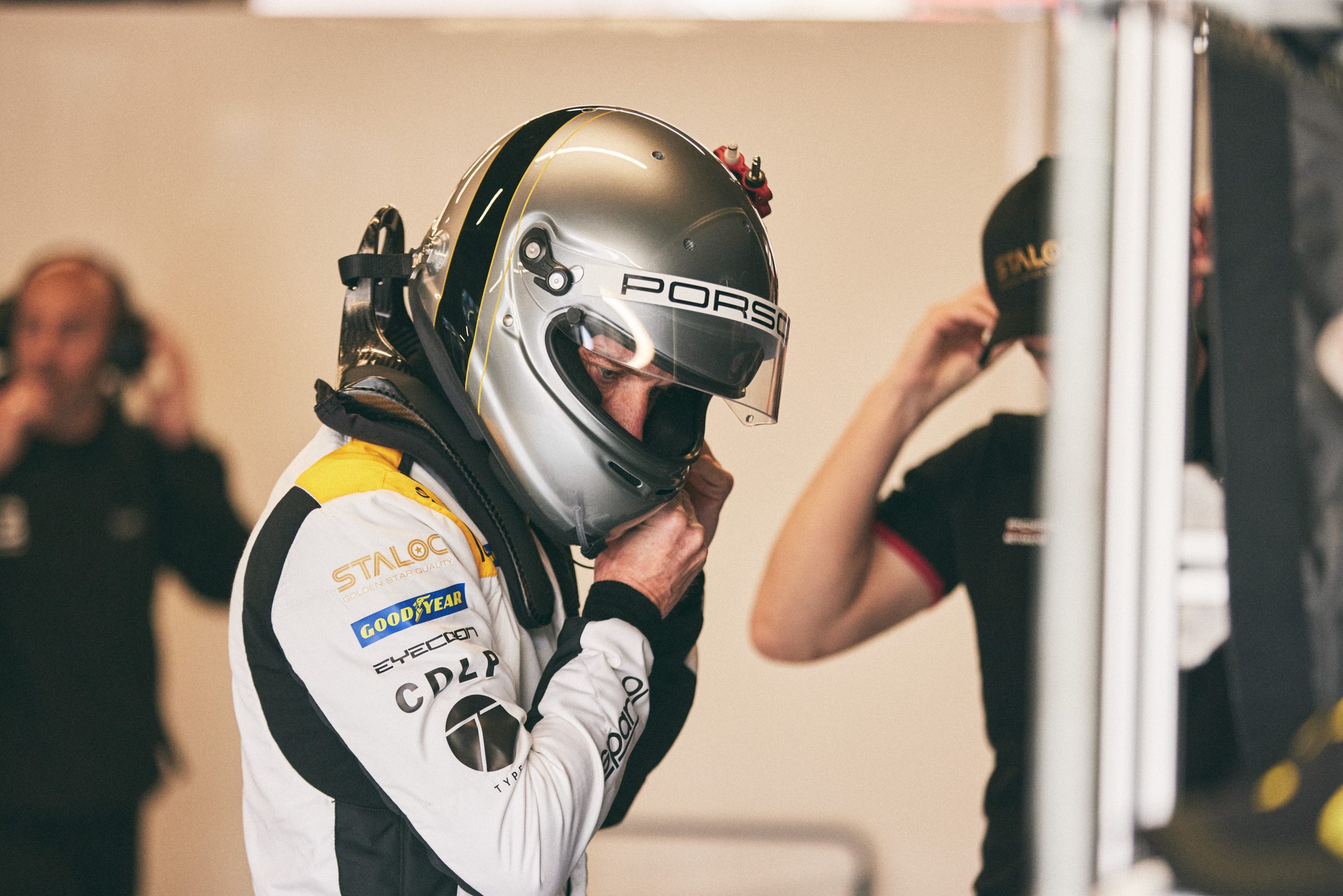 CARLOS-FERNANDEZ-LASER-PORSCHE-SIGHT-ELMS-BCN-03-0873