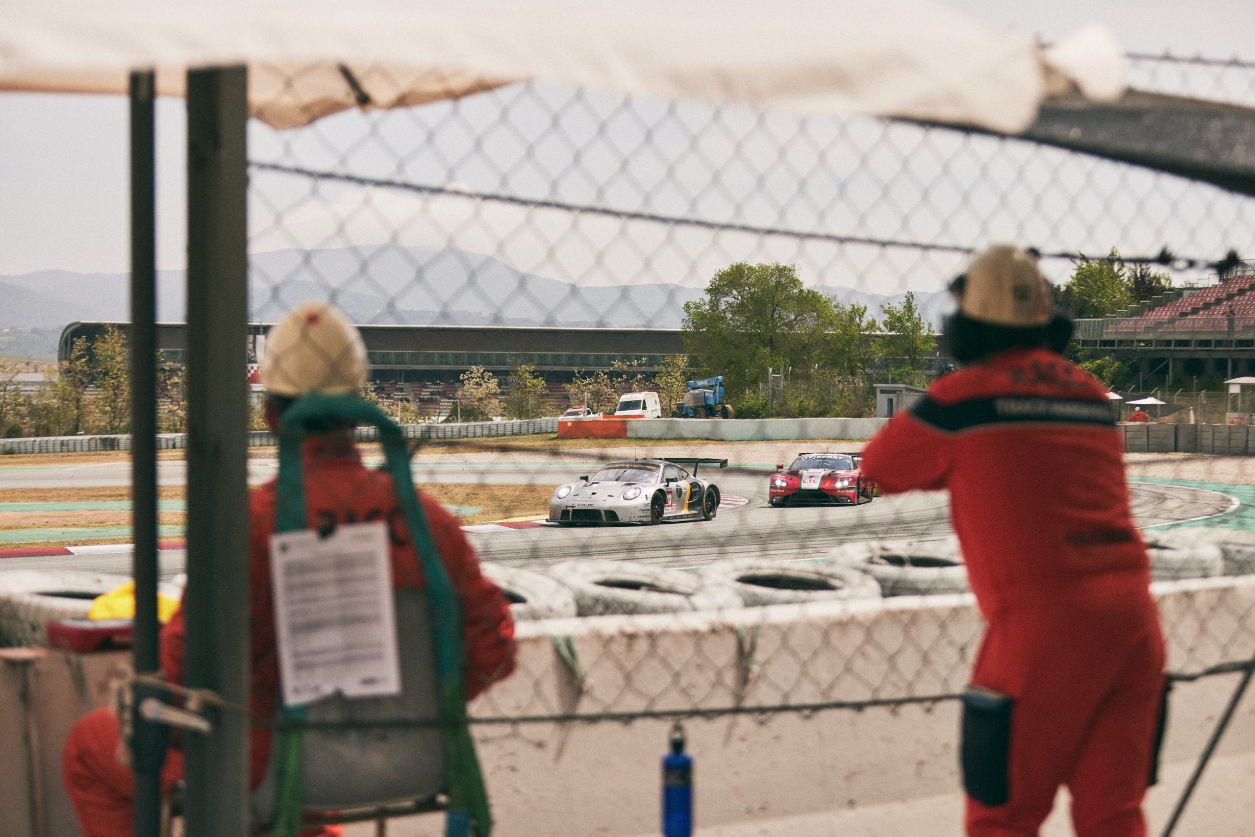 CARLOS-FERNANDEZ-LASER-PORSCHE-SIGHT-ELMS-BCN-05-1455