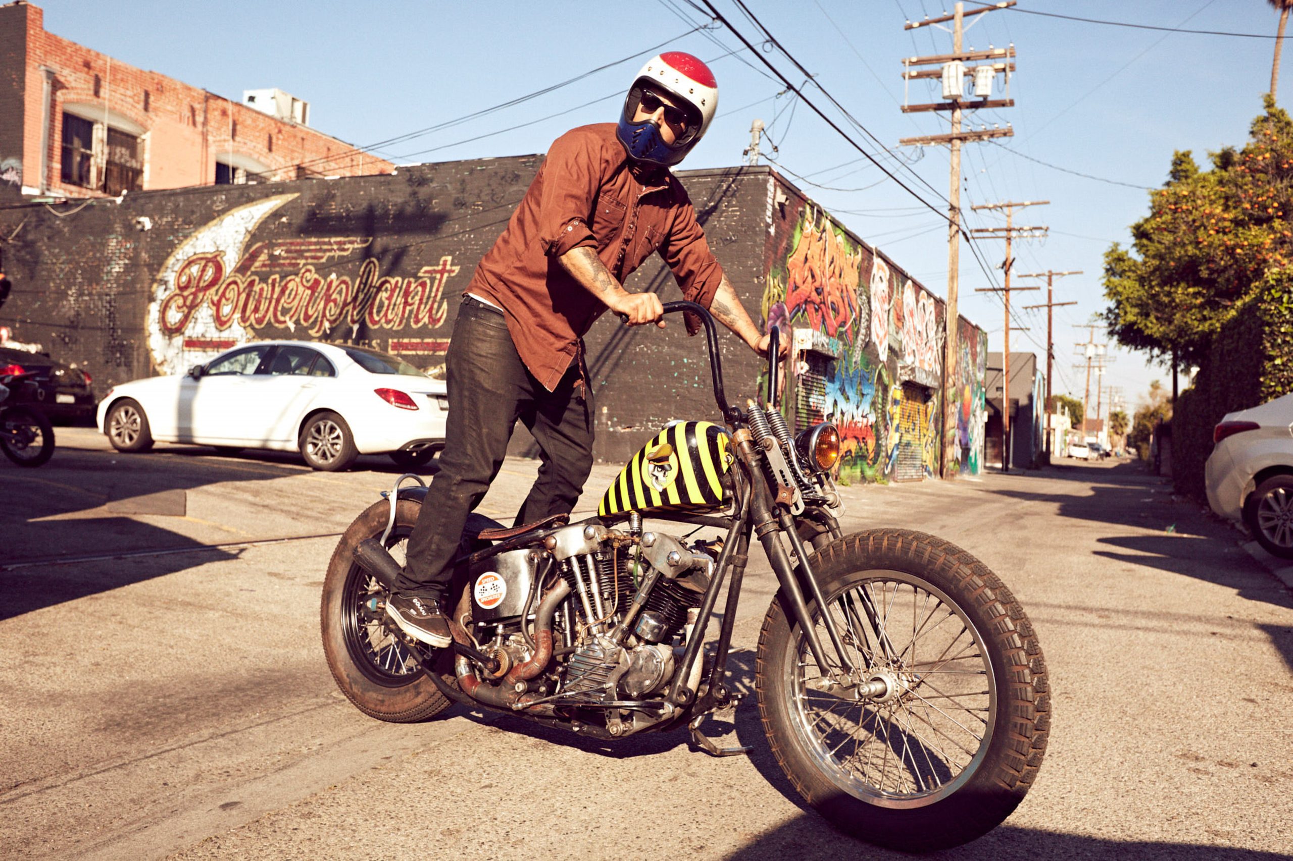 CARLOS-FERNANDEZ-LASER-POWERPLANT-MOTORCYCLES-LOS-ANGELES-1351
