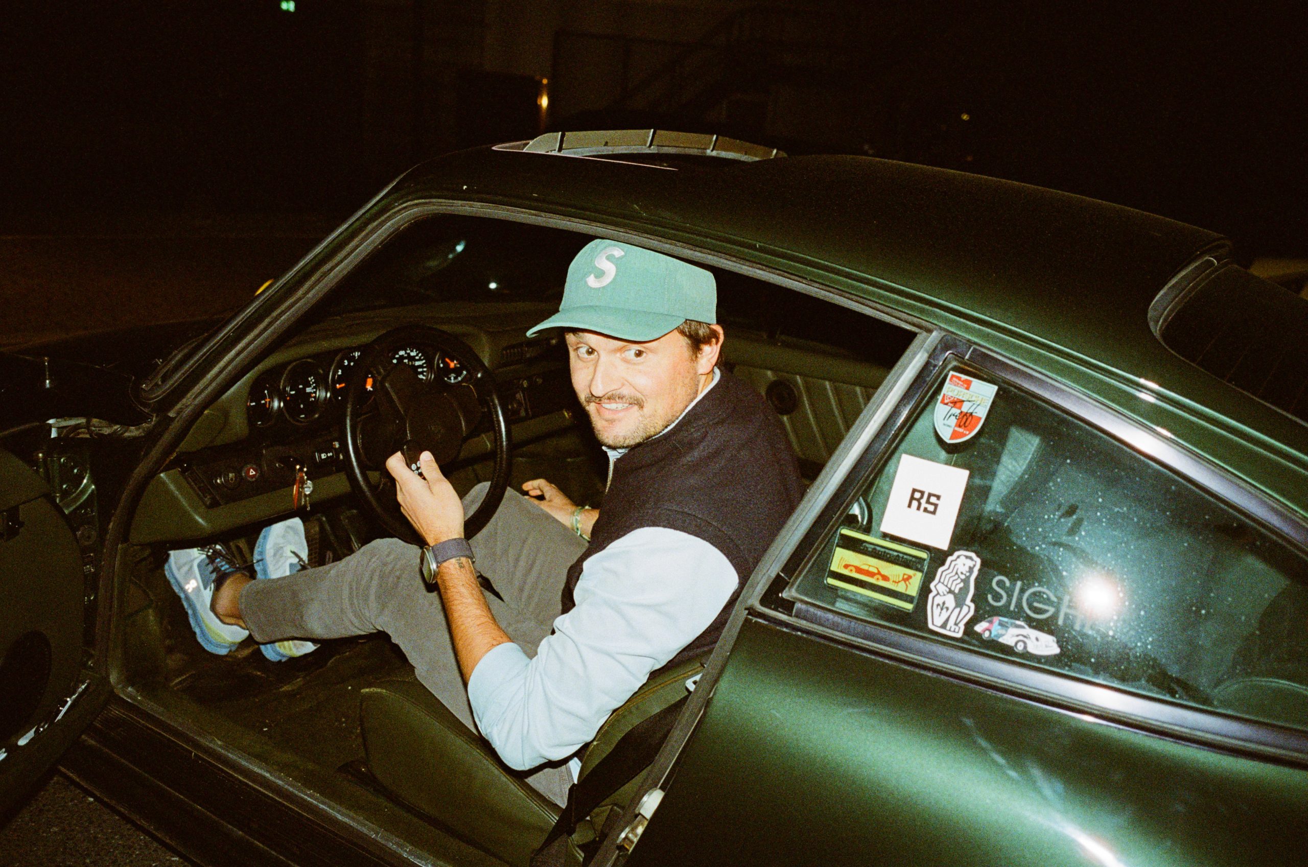 LOWRES-HIRES-ONASSIS-5-NIGHTS-OUT-CONTAX-CFL-8226-01