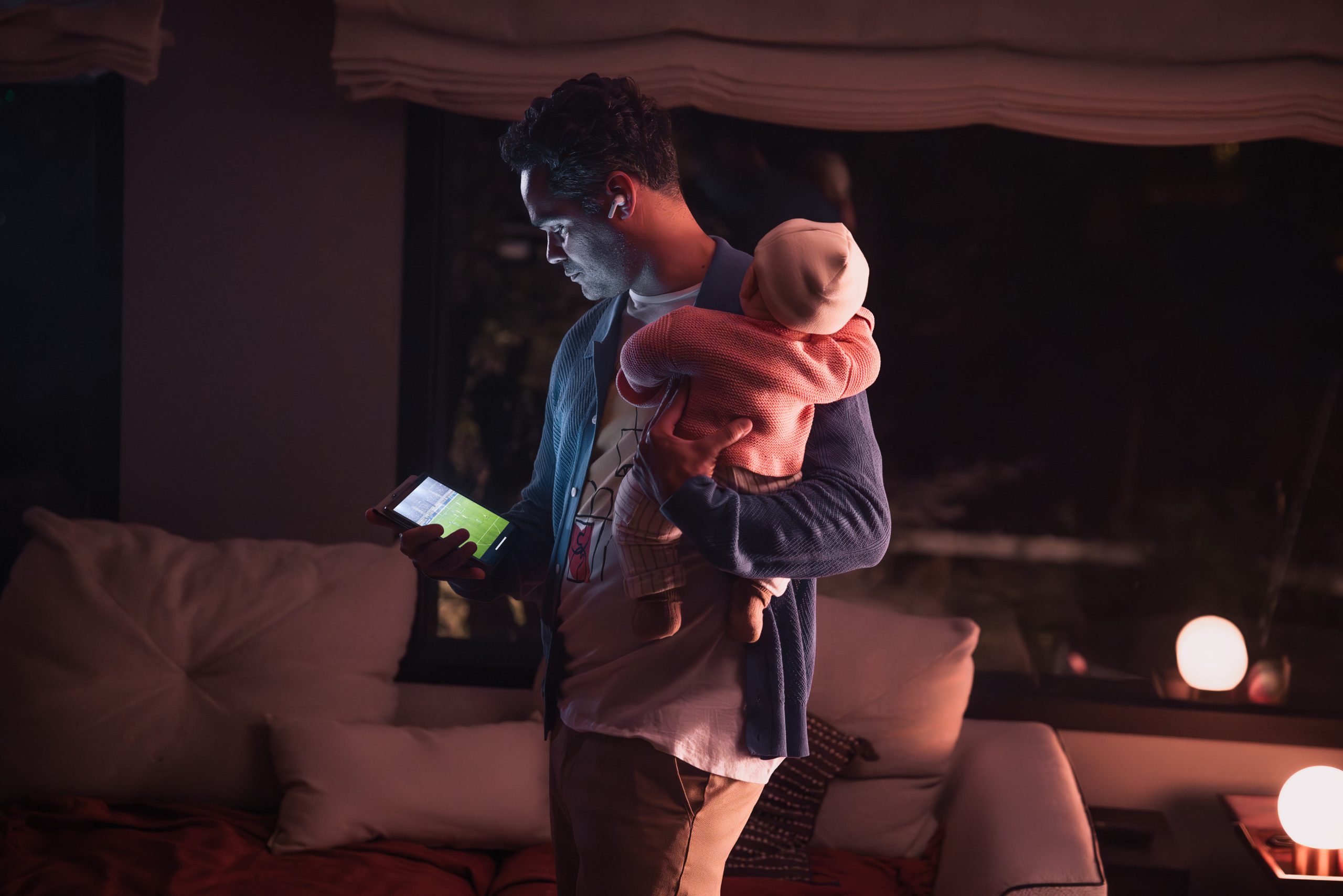 MEDIAMARKT-EM-2024-BABYSITTER-01-7985
